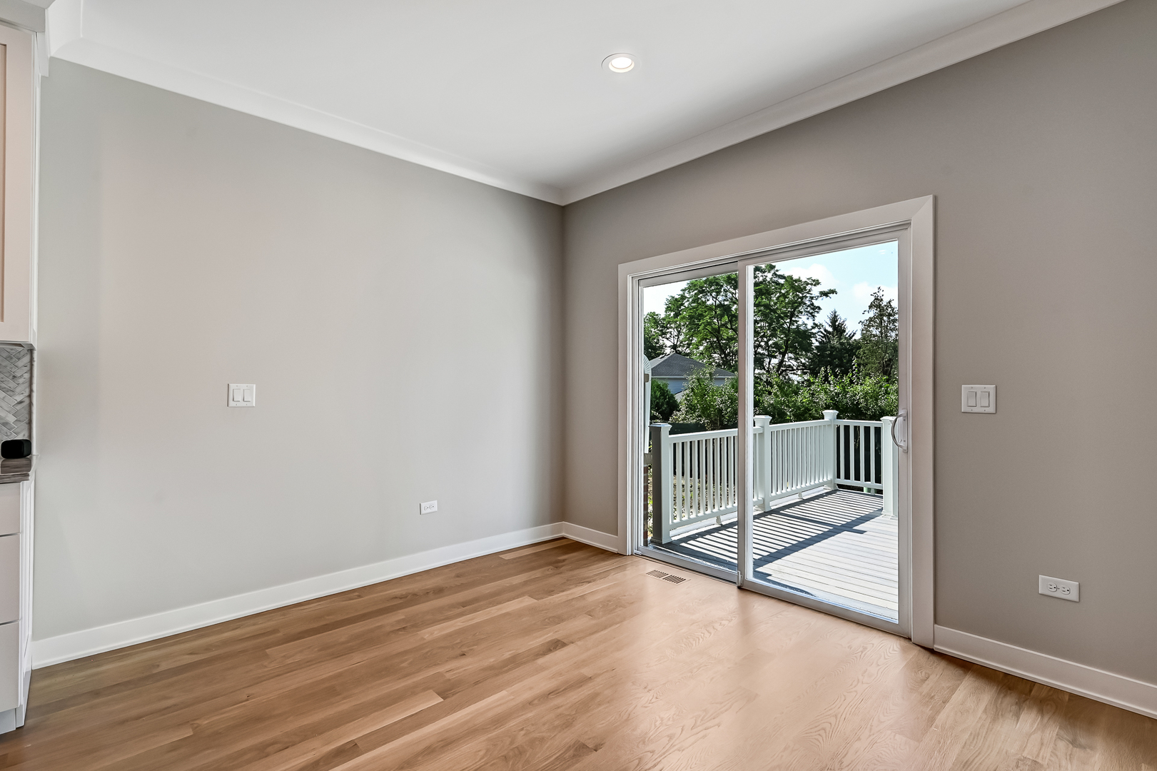 133 Harding Court Glen Ellyn IL 60137