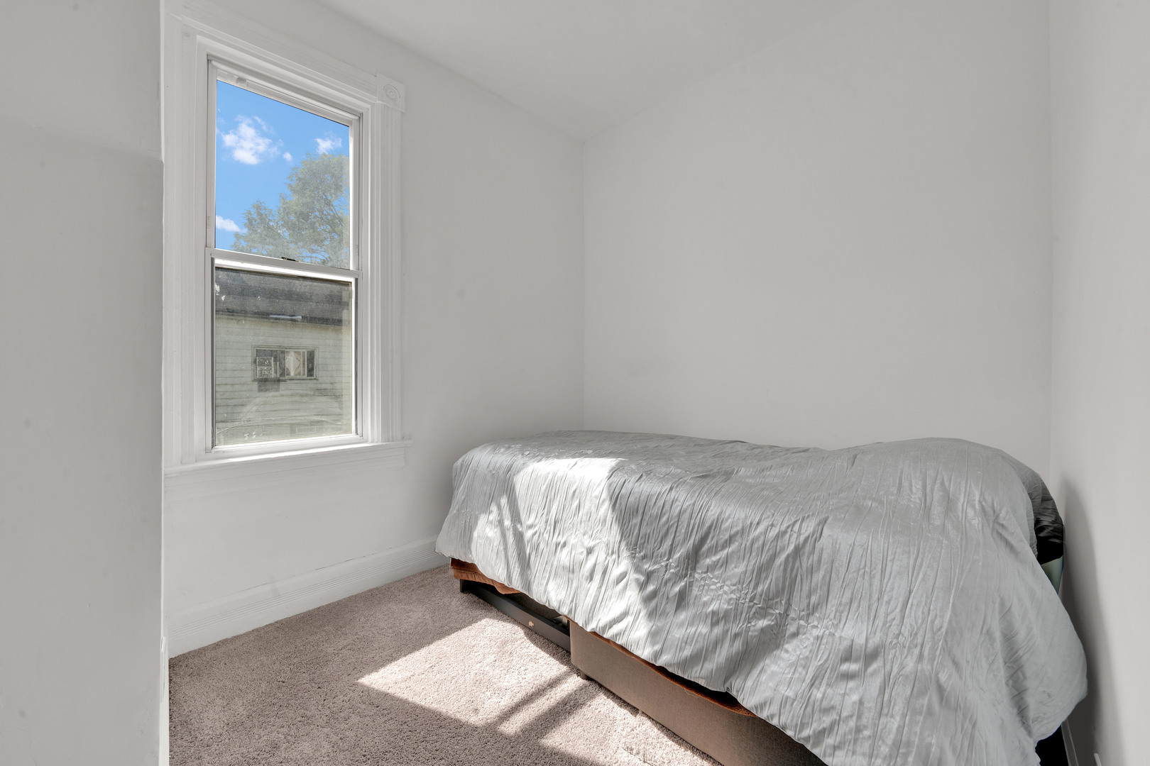 11548 South State Street Chicago IL 60628