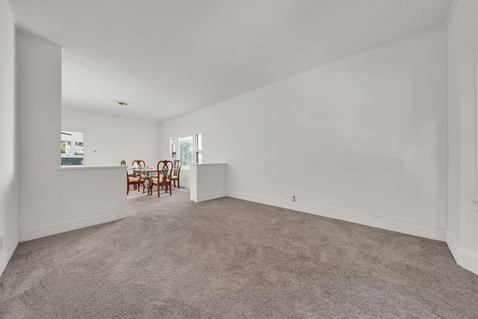 11548 South State Street Chicago IL 60628