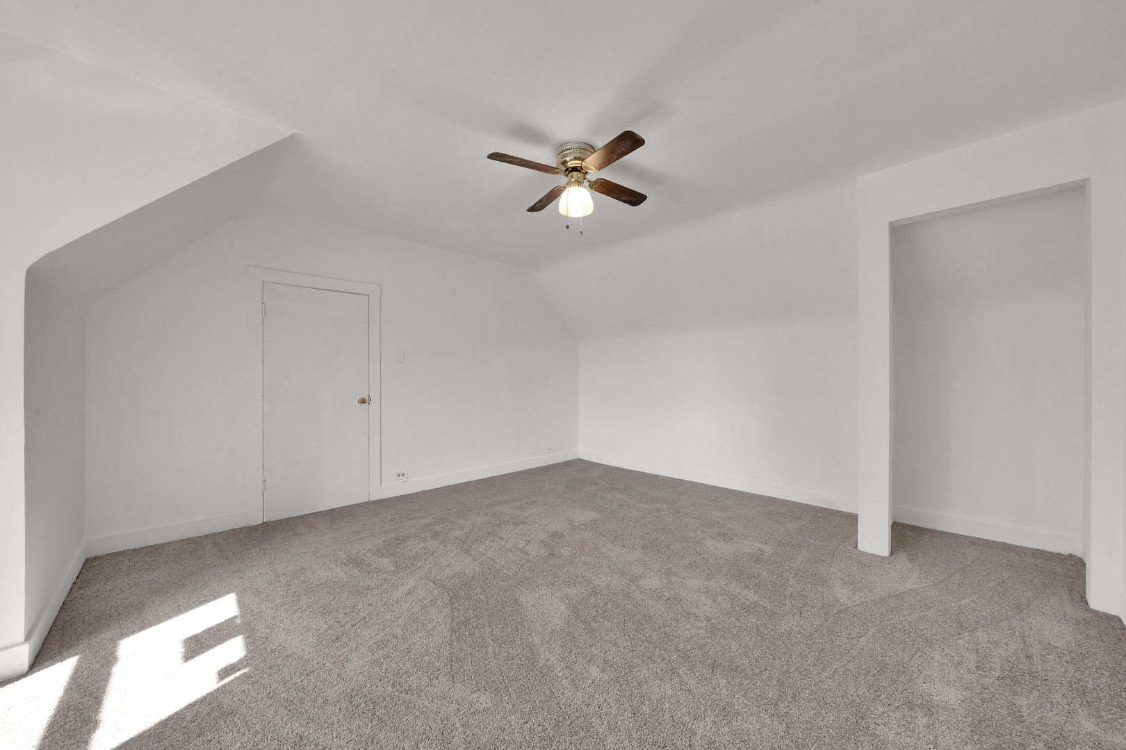 11548 South State Street Chicago IL 60628