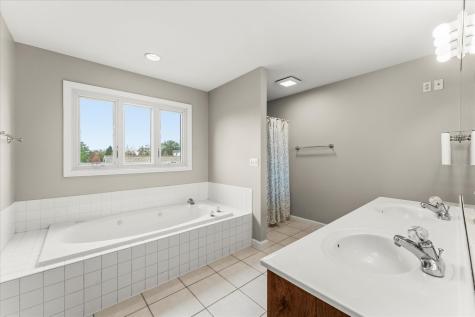 302 County Road 2650 N Mahomet IL 61853