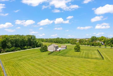 302 County Road 2650 N Mahomet IL 61853
