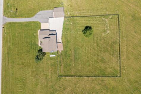 302 County Road 2650 N Mahomet IL 61853