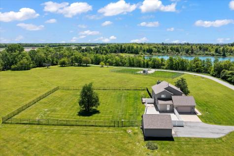 302 County Road 2650 N Mahomet IL 61853