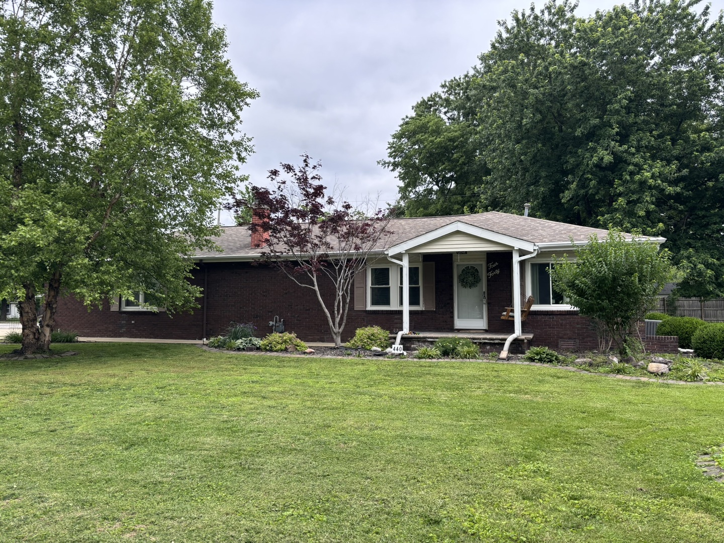 440 North Indiana Avenue Salem IL 62881