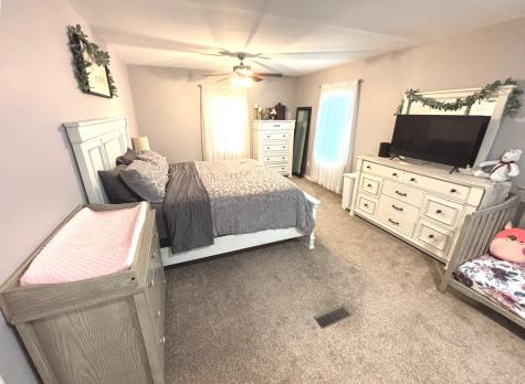 440 North Indiana Avenue Salem IL 62881