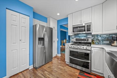 27W050 Sycamore Lane Winfield IL 60190