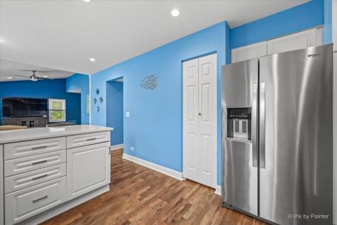 27W050 Sycamore Lane Winfield IL 60190