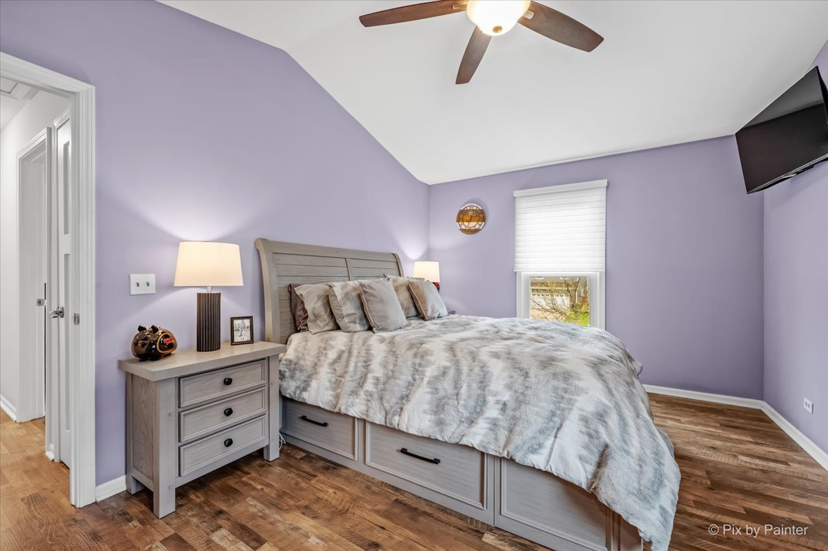 27W050 Sycamore Lane Winfield IL 60190