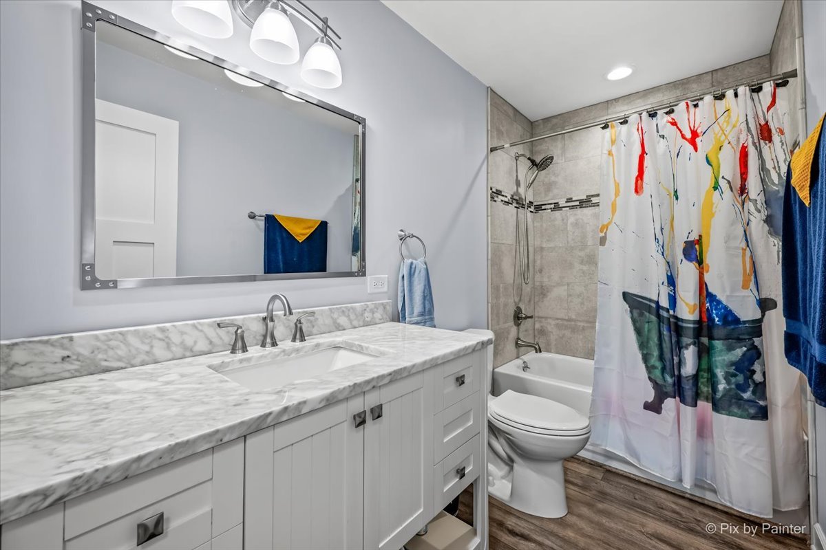 27W050 Sycamore Lane Winfield IL 60190