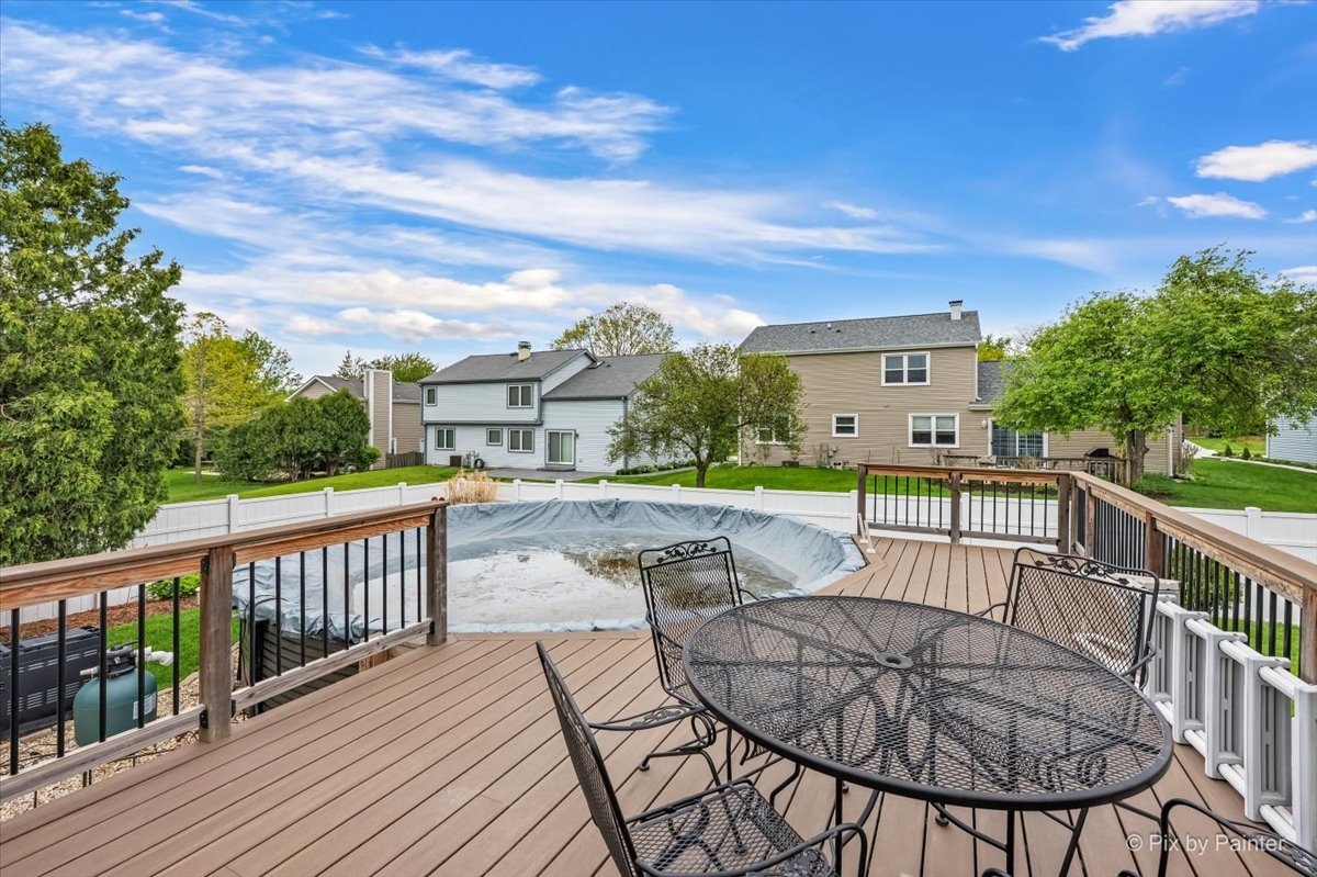 27W050 Sycamore Lane Winfield IL 60190