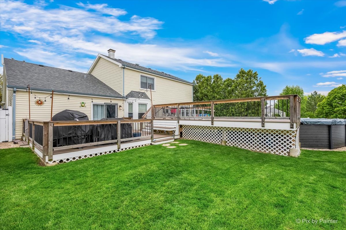 27W050 Sycamore Lane Winfield IL 60190