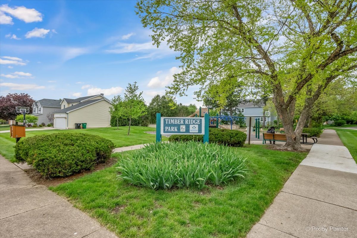 27W050 Sycamore Lane Winfield IL 60190