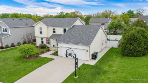 27W050 Sycamore Lane Winfield IL 60190
