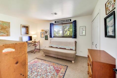 2004 Sprucewood Lane Lindenhurst IL 60046
