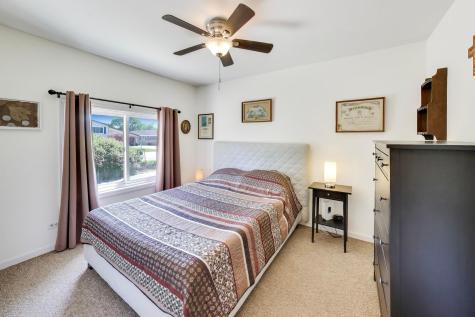 2004 Sprucewood Lane Lindenhurst IL 60046