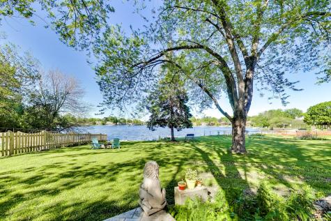 2004 Sprucewood Lane Lindenhurst IL 60046