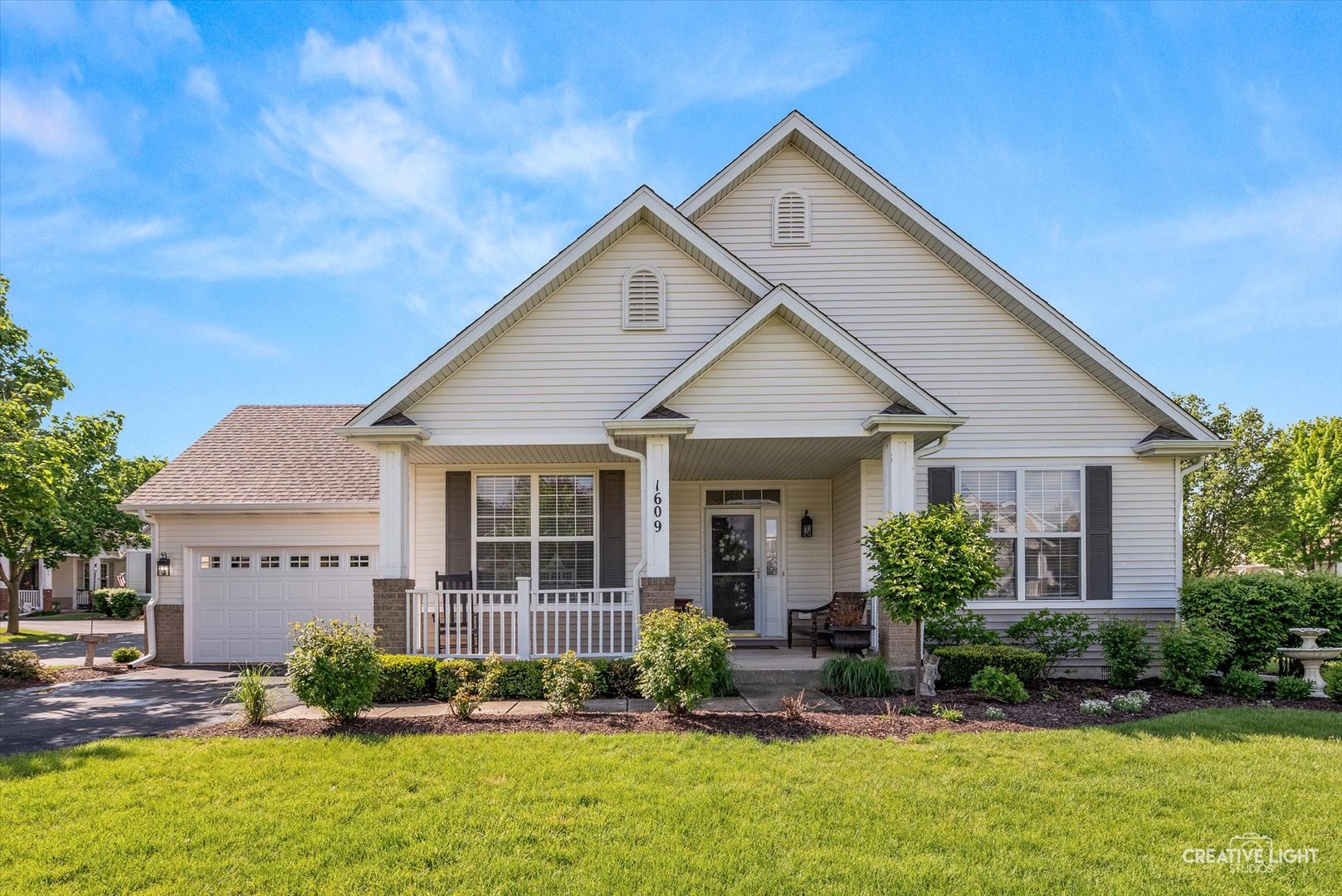 1609 Devonshire Lane Shorewood IL 60404