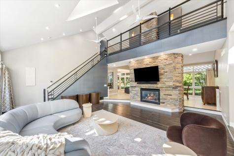 125 Circle Ridge Drive Burr Ridge IL 60527