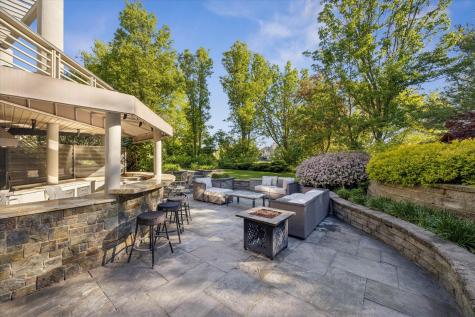 125 Circle Ridge Drive Burr Ridge IL 60527