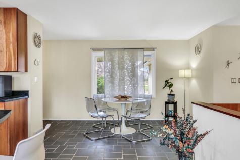 180 Crescent Knoll Drive Green Oaks IL 60048