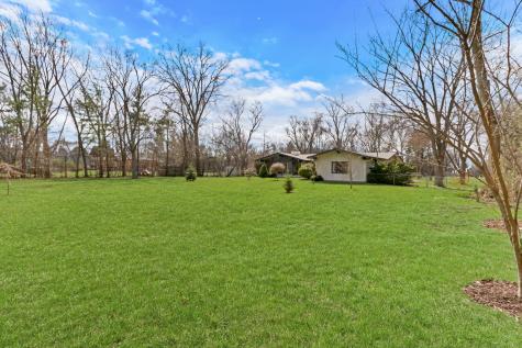 180 Crescent Knoll Drive Green Oaks IL 60048