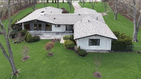 180 Crescent Knoll Drive Green Oaks IL 60048