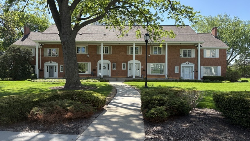 23 North Tower Road N Oak Brook IL 60523