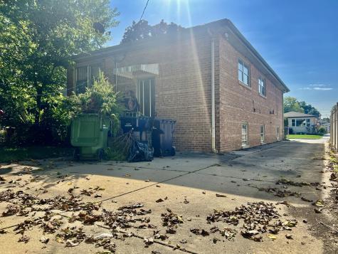 2730 West 97th Street Evergreen Park IL 60805