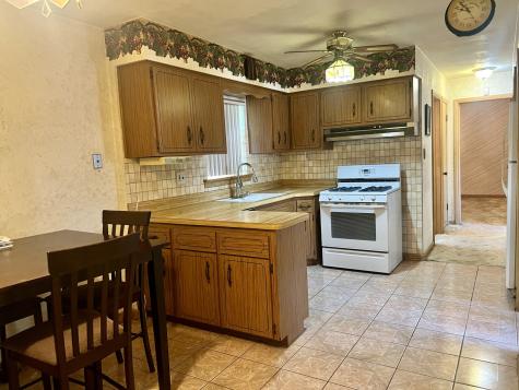 2730 West 97th Street Evergreen Park IL 60805