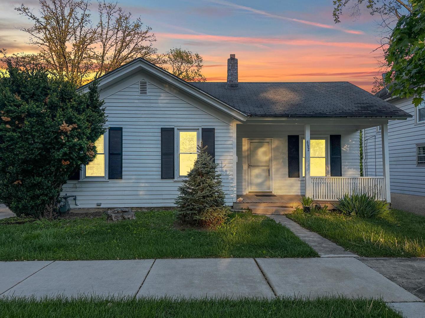 652 South Main Street Naperville IL 60540