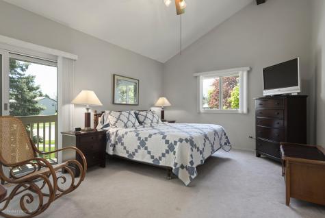 4759 Crest Court Waukegan IL 60087