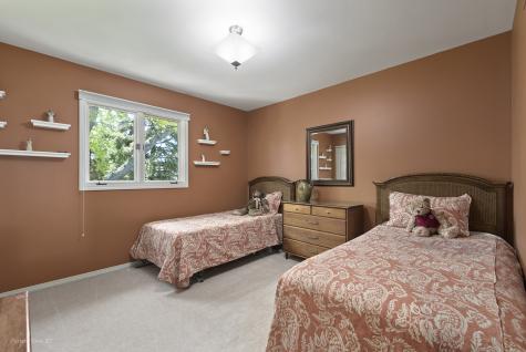 4759 Crest Court Waukegan IL 60087