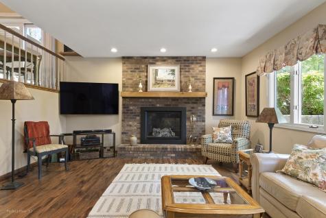 4759 Crest Court Waukegan IL 60087
