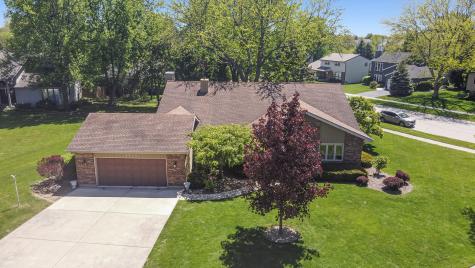 4759 Crest Court Waukegan IL 60087
