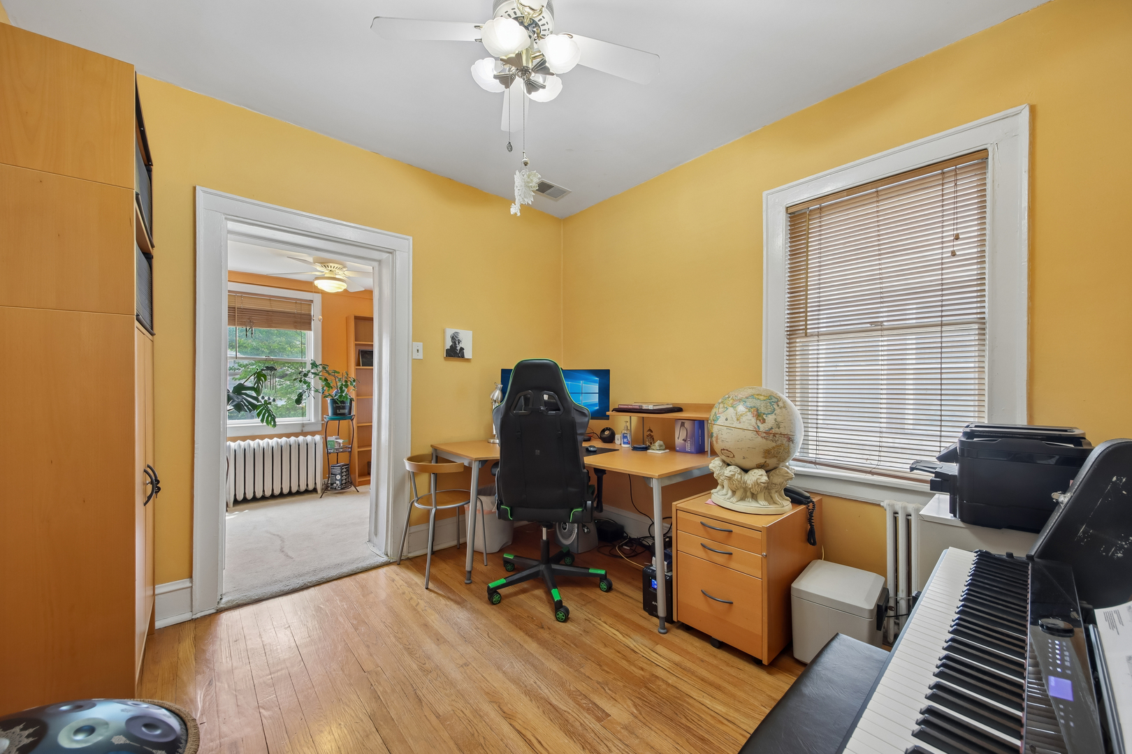 6551 North Maplewood Avenue Chicago IL 60645