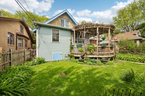 6551 North Maplewood Avenue Chicago IL 60645