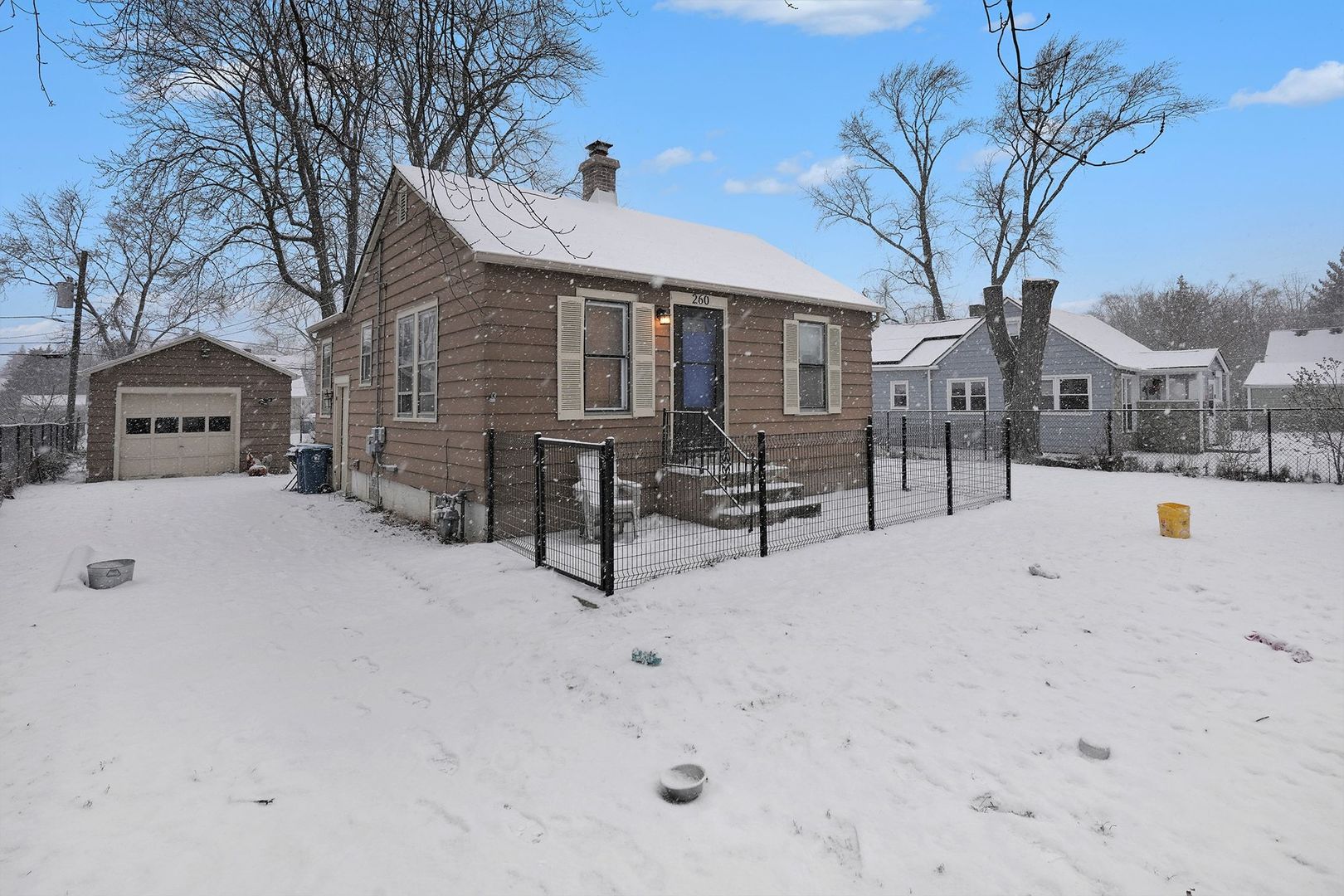 260 Beckwith Street Aurora IL 60505