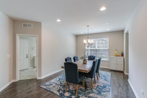 1612 Bur Oak Drive Hoffman Estates IL 60192