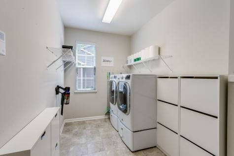 1612 Bur Oak Drive Hoffman Estates IL 60192