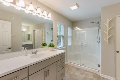 1612 Bur Oak Drive Hoffman Estates IL 60192