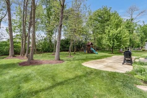 1612 Bur Oak Drive Hoffman Estates IL 60192