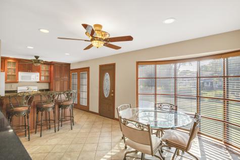 1306 East Best Drive Arlington Heights IL 60004