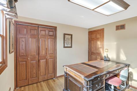 1306 East Best Drive Arlington Heights IL 60004