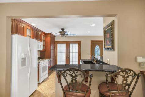 1306 East Best Drive Arlington Heights IL 60004