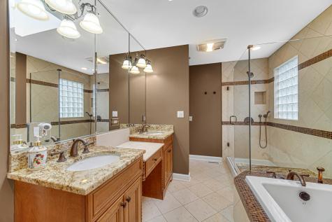 3818 Russett Lane Northbrook IL 60062