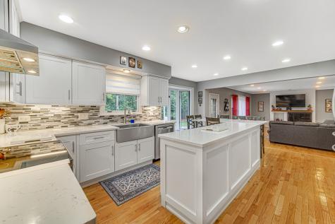 3818 Russett Lane Northbrook IL 60062