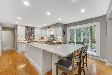 3818 Russett Lane Northbrook IL 60062