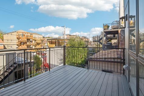 1536 West Chestnut Street Chicago IL 60642