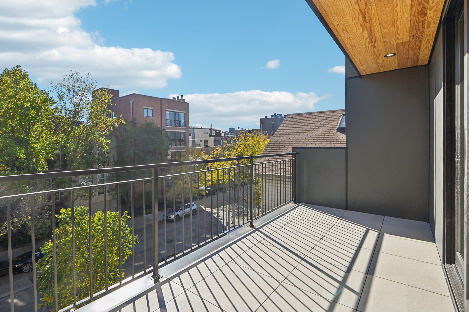1536 West Chestnut Street Chicago IL 60642